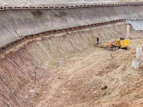 云冈基坑边坡加固